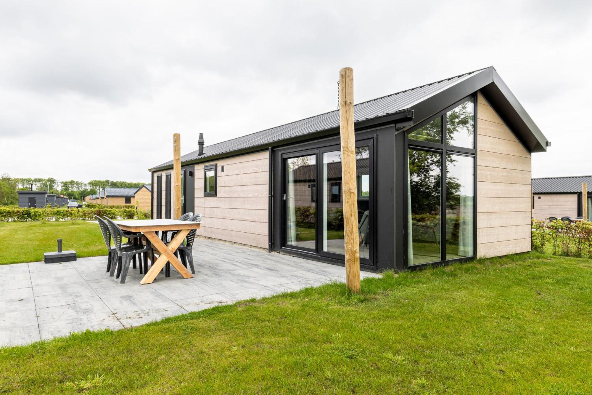 Recreatiepark De Bosrand Villa Oudemirdum Exterior photo